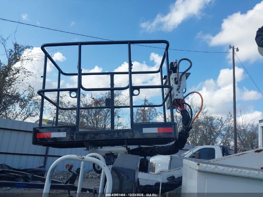 2019 Ford F-550 Chassis - 1FDUF5HY9KDA16342