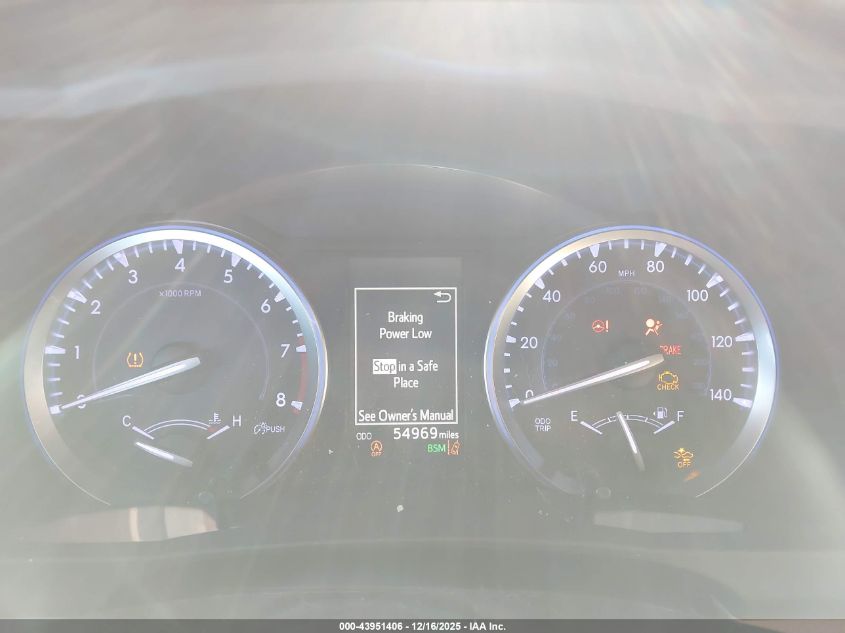 2019 Toyota Highlander Xle VIN: 5TDJZRFH9KS930748 Lot: 43951406