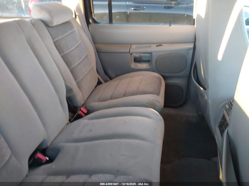 2000 Ford Explorer Xlt VIN: 1FMDU73E9YZC55898 Lot: 43951407