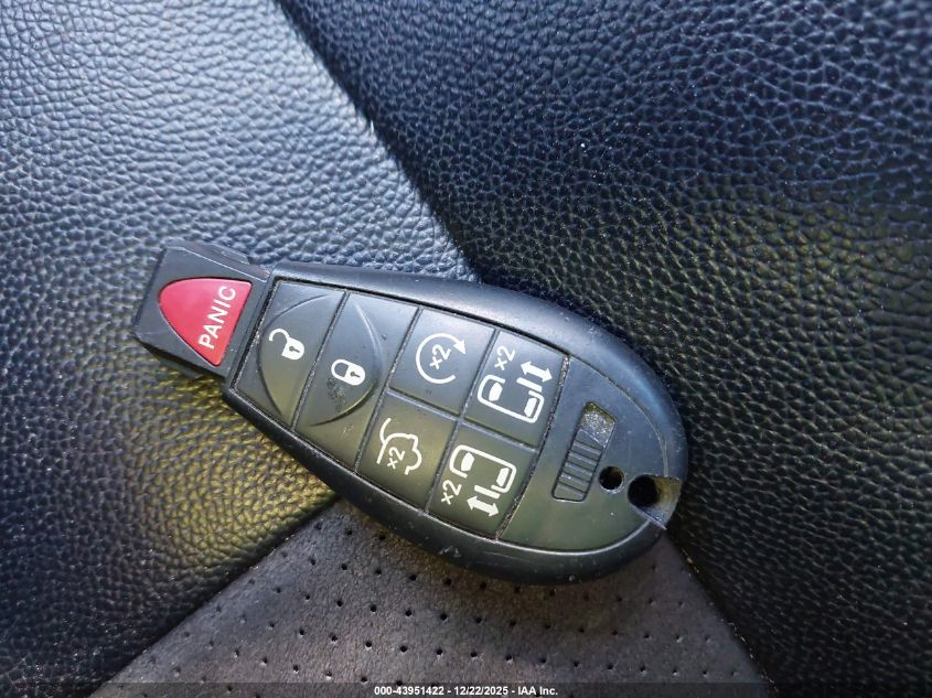 2019 Dodge Grand Caravan Sxt VIN: 2C4RDGCG4KR697193 Lot: 43951422