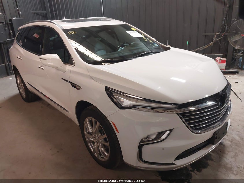5GAEVAKWXPJ182455 2023 Buick Enclave Essence Awd auction photo 1