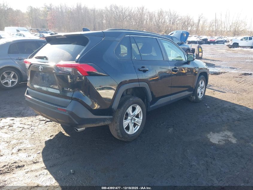 2021 Toyota Rav4 Xle VIN: 2T3W1RFV7MW111595 Lot: 43951477