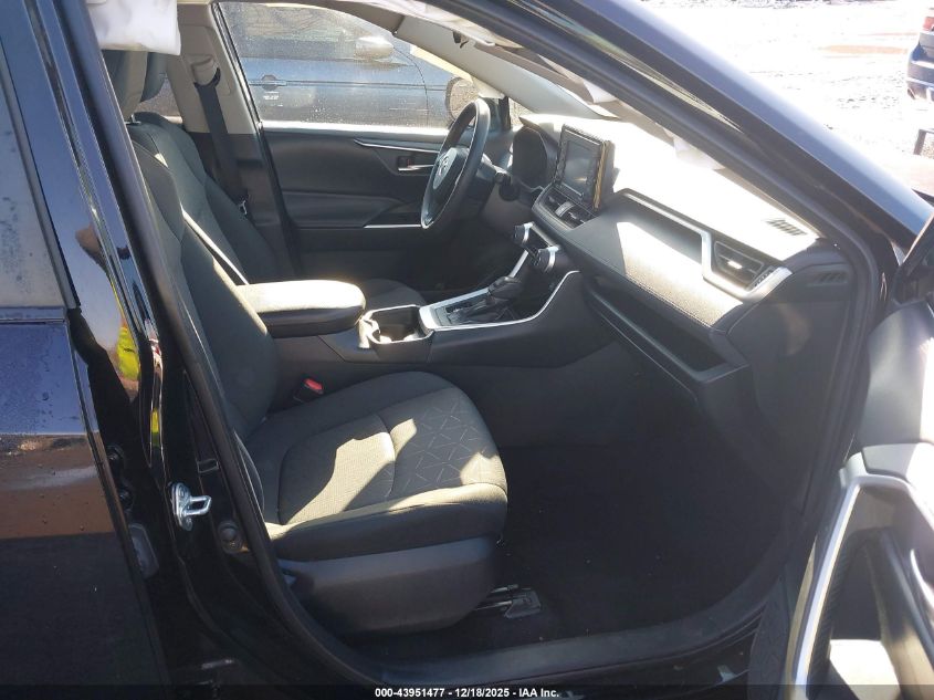 2021 Toyota Rav4 Xle VIN: 2T3W1RFV7MW111595 Lot: 43951477