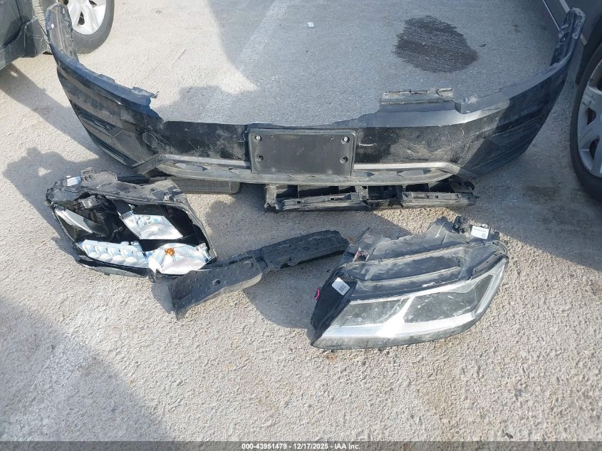 2020 Volkswagen Tiguan 2.0T Se/2.0T Se R-Line Black/2.0T Sel VIN: 3VV3B7AX1LM104754 Lot: 43951479