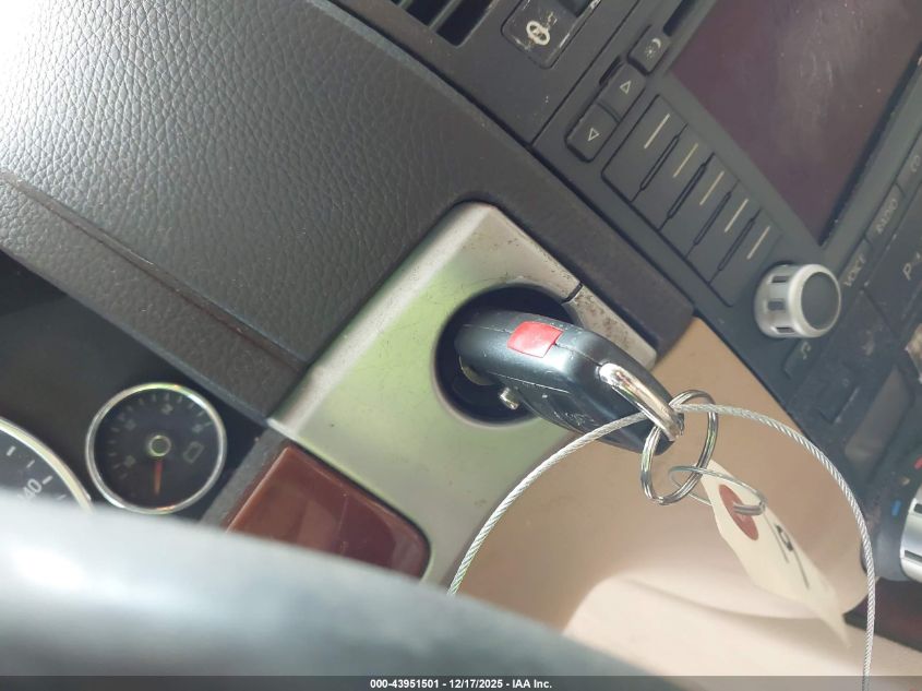 2006 Volkswagen Touareg V6 VIN: WVGLG77L76D005582 Lot: 43951501