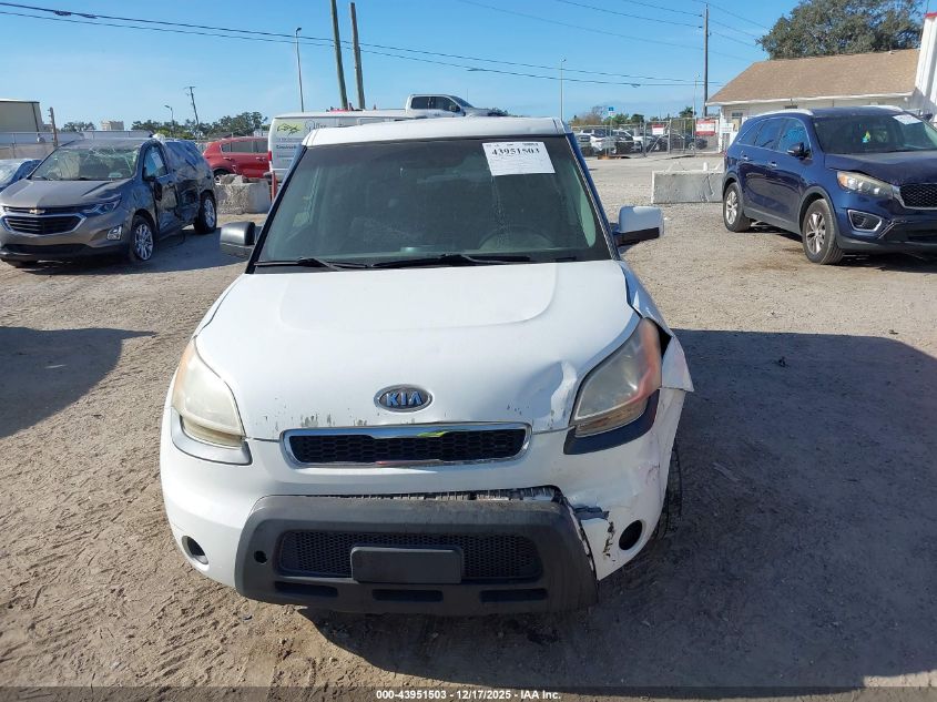 2011 Kia Soul + VIN: KNDJT2A25B7300649 Lot: 43951503