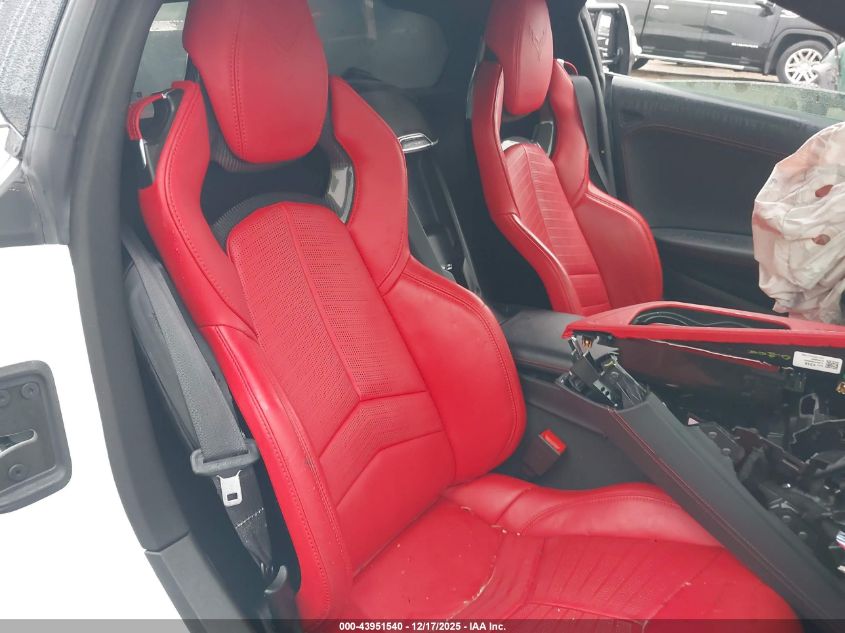 2021 Chevrolet Corvette Stingray Rwd 2Lt VIN: 1G1YB2D42M5116758 Lot: 43951540