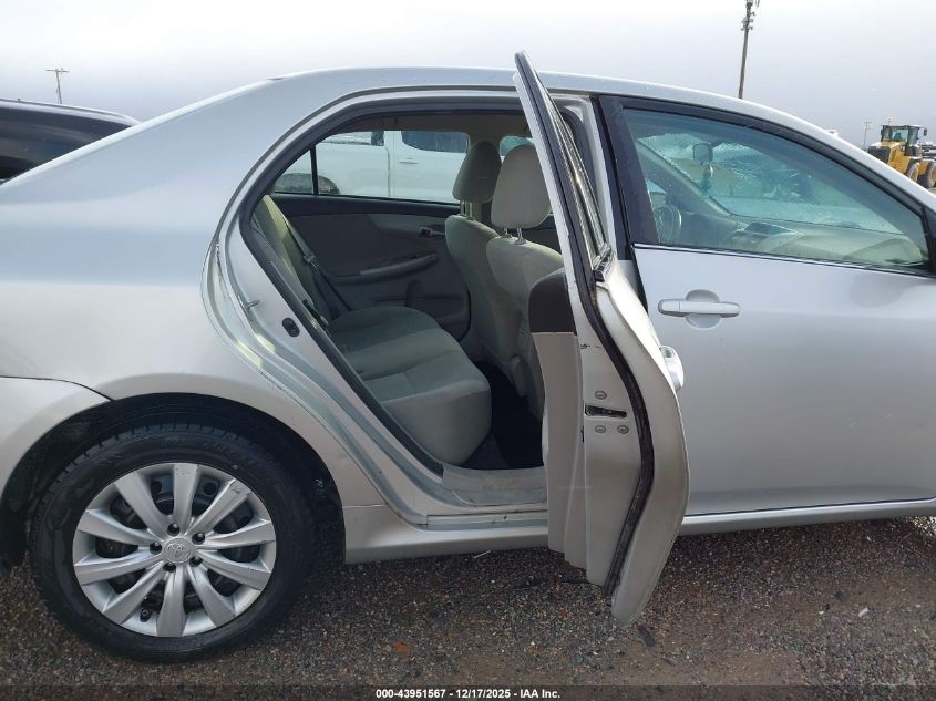 2013 Toyota Corolla Le VIN: JTDBU4EE5DJ121227 Lot: 43951567