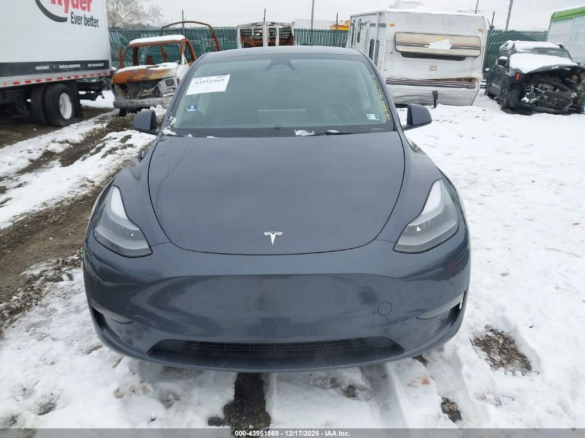 2023 Tesla Model Y Awd/Long Range Dual Motor All-Wheel Drive VIN: 7SAYGDEEXPF834415 Lot: 43951569