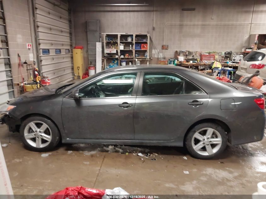 2014 Toyota Camry Se VIN: 4T1BF1FK9EU320600 Lot: 43951576