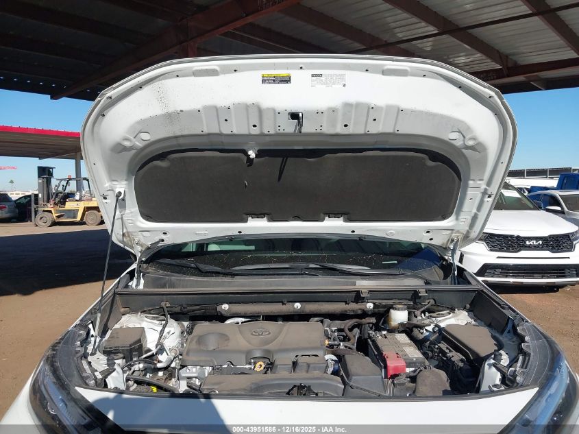 2024 Toyota Rav4 Xle Premium VIN: 2T3A1RFVXRW419927 Lot: 43951586