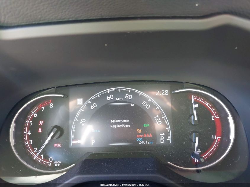 2024 Toyota Rav4 Xle Premium VIN: 2T3A1RFVXRW419927 Lot: 43951586