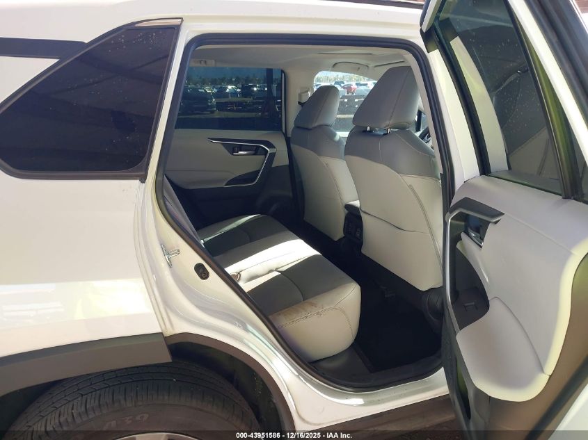 2024 Toyota Rav4 Xle Premium VIN: 2T3A1RFVXRW419927 Lot: 43951586