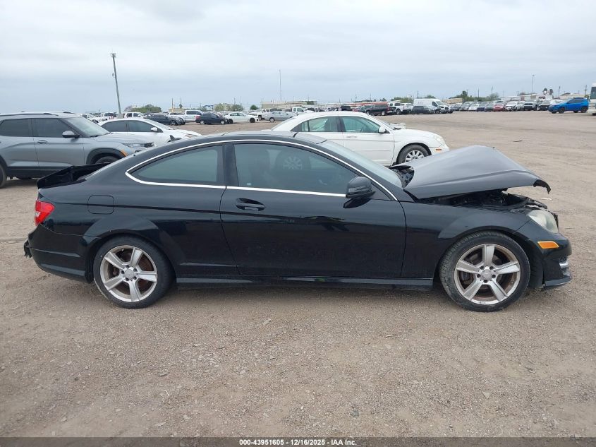 2015 Mercedes-Benz C 250 VIN: WDDGJ4HB4FG368177 Lot: 43951605