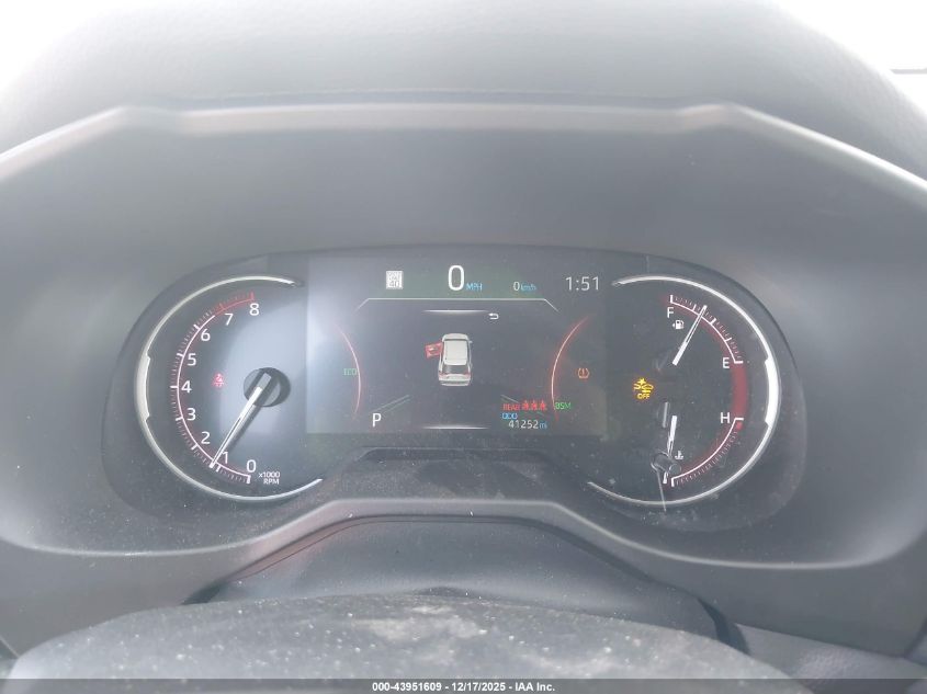 2024 Toyota Rav4 Xle VIN: 2T3W1RFV1RC264241 Lot: 43951609