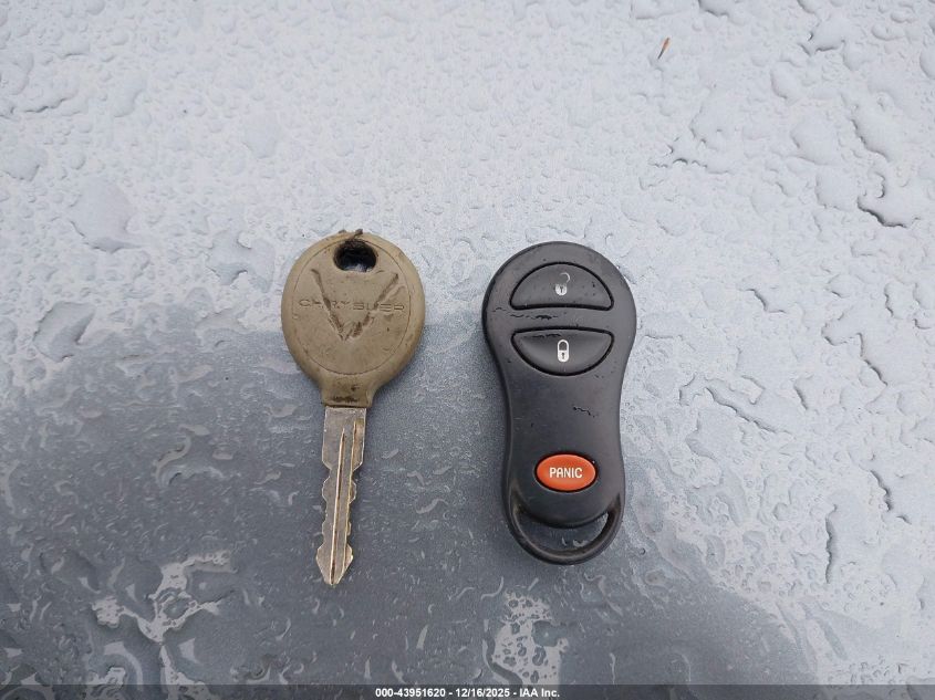 2002 Chrysler Voyager Lx VIN: 1C4GJ45302B719343 Lot: 43951620