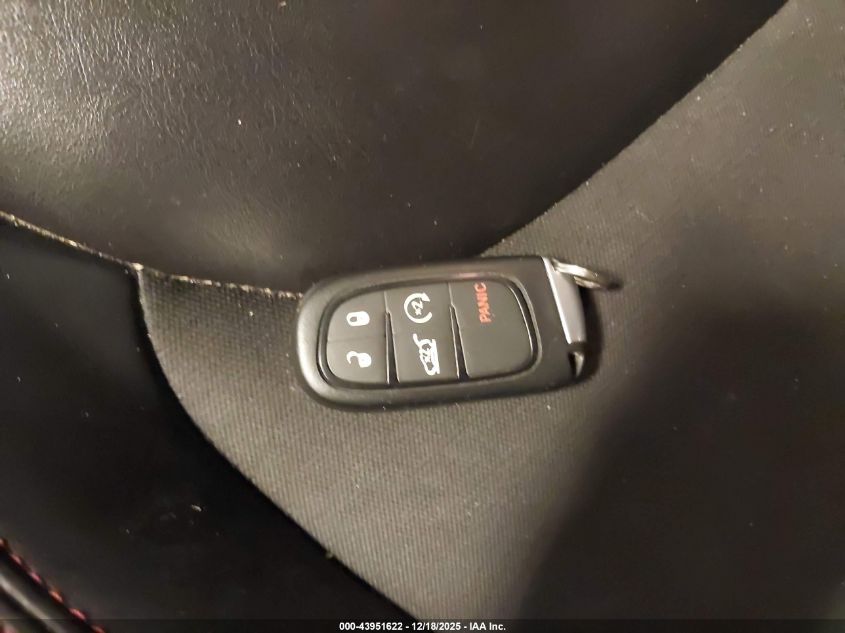 2019 Jeep Cherokee Trailhawk 4X4 VIN: 1C4PJMBX4KD341541 Lot: 43951622