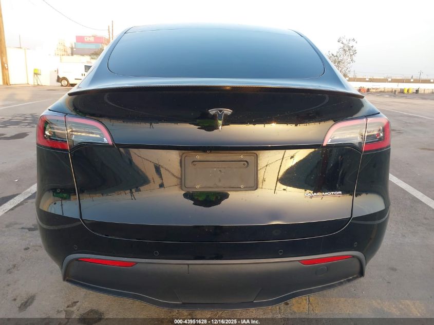 2021 Tesla Model Y Performance Dual Motor All-Wheel Drive VIN: 5YJYGDEF0MF215839 Lot: 43951628