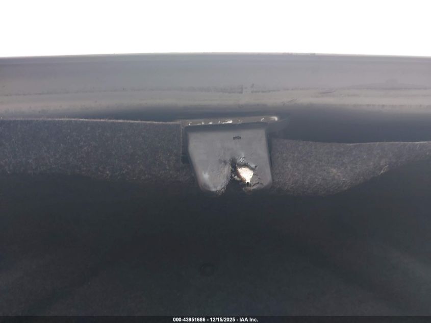 2005 Toyota Camry Le VIN: 4T1BE32K05U050130 Lot: 43951686