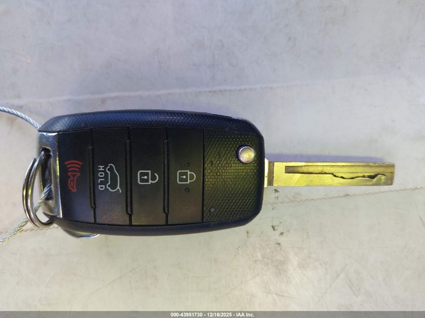 2018 Kia Sorento 2.4L L VIN: 5XYPG4A39JG348580 Lot: 43951730