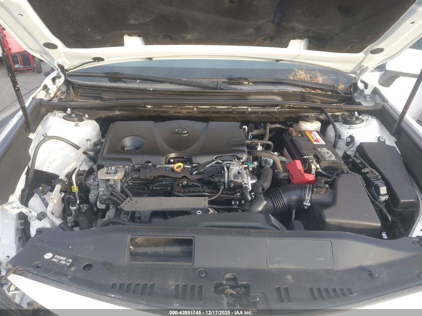 2018 Toyota Camry L VIN: 4T1B11HK7JU621209 Lot: 43951745