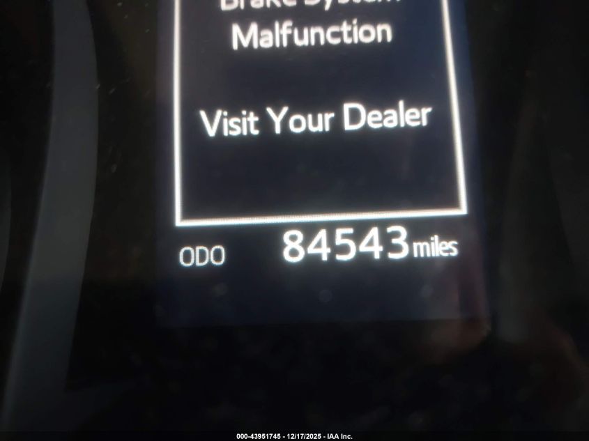 2018 Toyota Camry L VIN: 4T1B11HK7JU621209 Lot: 43951745