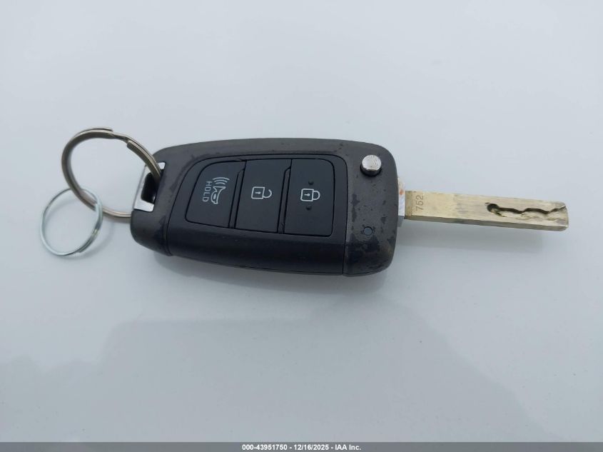 2020 Hyundai Santa Fe Se VIN: 5NMS23AD5LH231230 Lot: 43951750