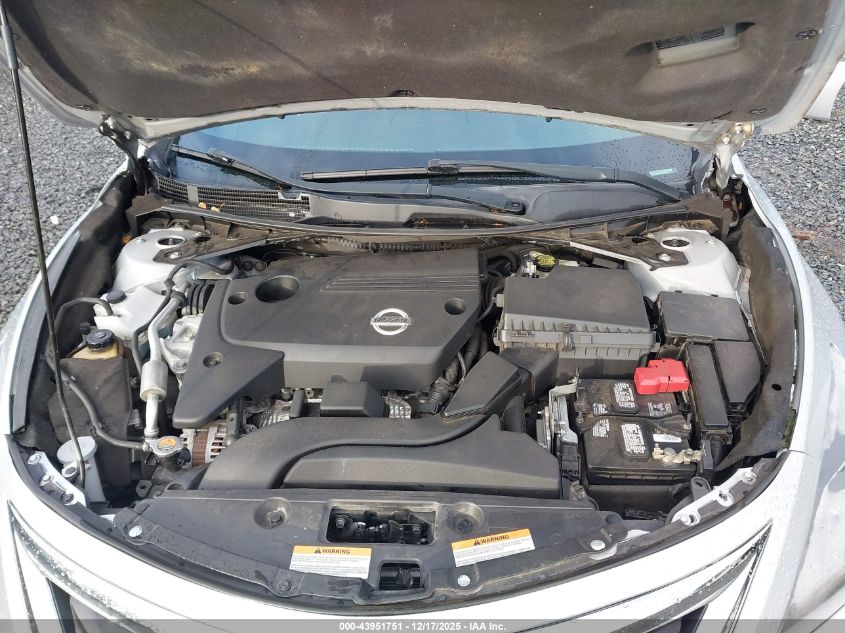 2015 Nissan Altima 2.5/2.5 S/2.5 Sl/2.5 Sv VIN: 1N4AL3AP4FC451762 Lot: 43951751