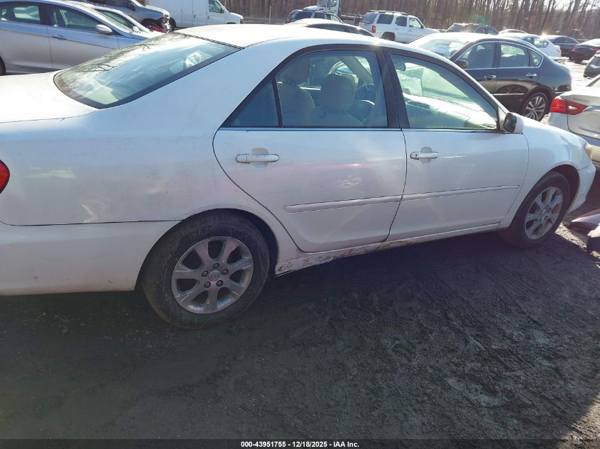 2004 Toyota Camry Le VIN: JTDBE32K040270491 Lot: 43951755