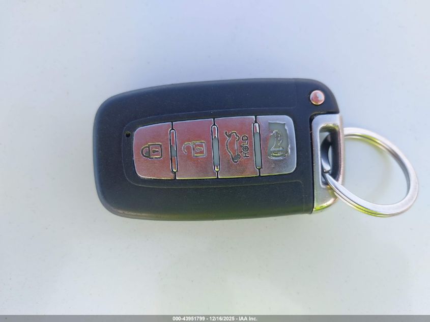 2012 Hyundai Genesis 3.8 VIN: KMHGC4DD5CU185391 Lot: 43951799