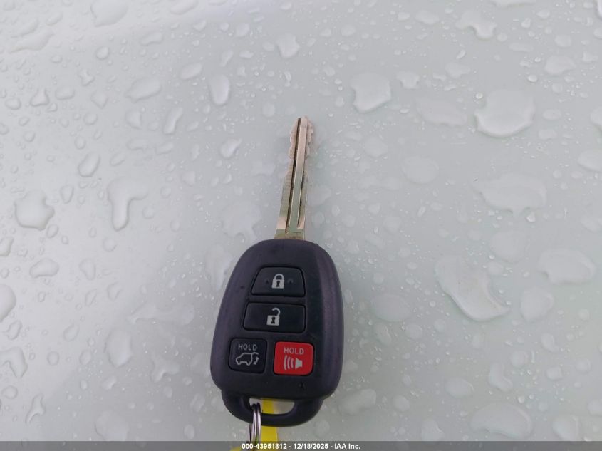 2019 Toyota Highlander Le Plus VIN: 5TDZZRFH2KS306292 Lot: 43951812