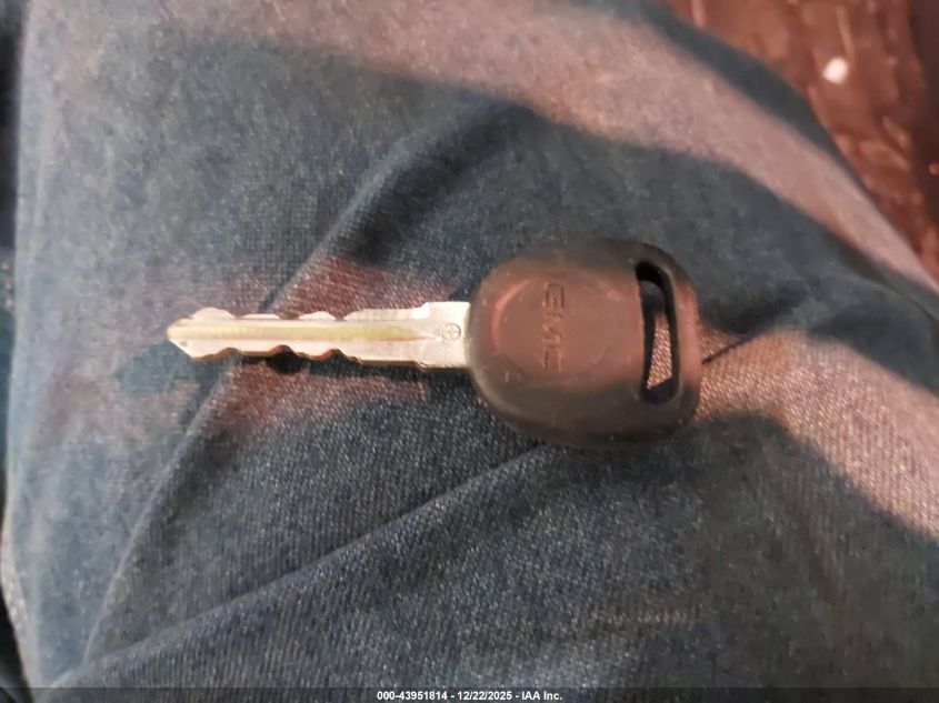 2016 GMC Acadia Denali VIN: 1GKKVTKD5GJ185781 Lot: 43951814