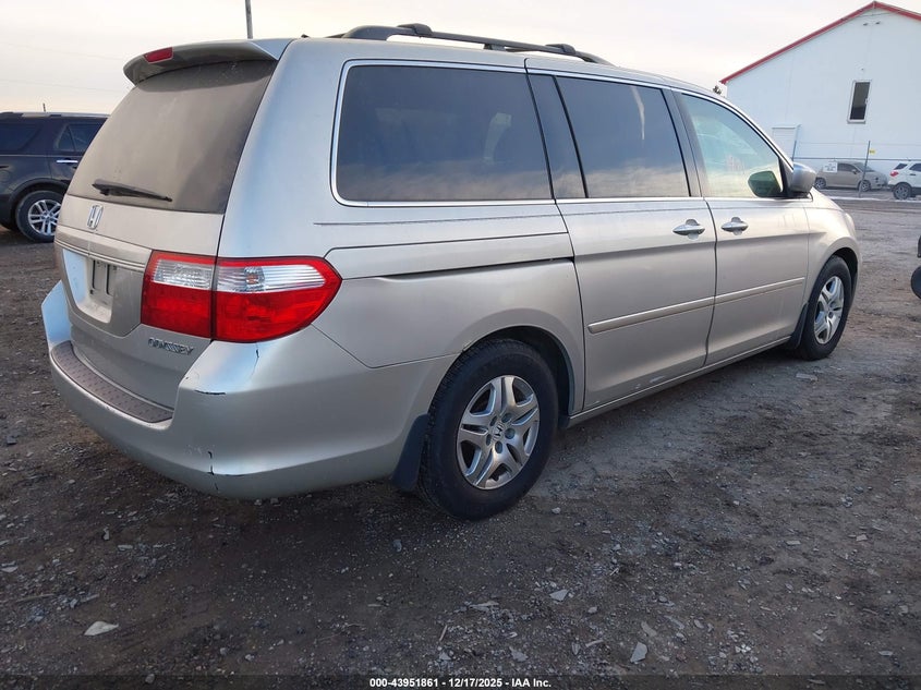 5FNRL38755B132519 2005 HONDA ODYSSEY photo no. 4