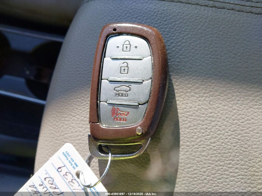 2017 Hyundai Elantra Se VIN: 5NPD84LF6HH014856 Lot: 43951897