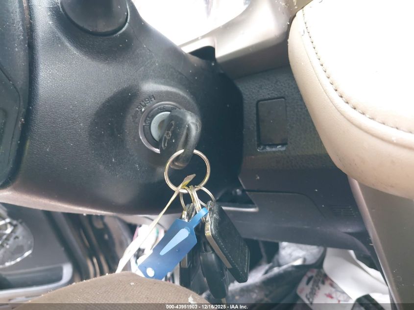 2013 Toyota Rav4 Xle VIN: 2T3RFREV5DW053826 Lot: 43951903