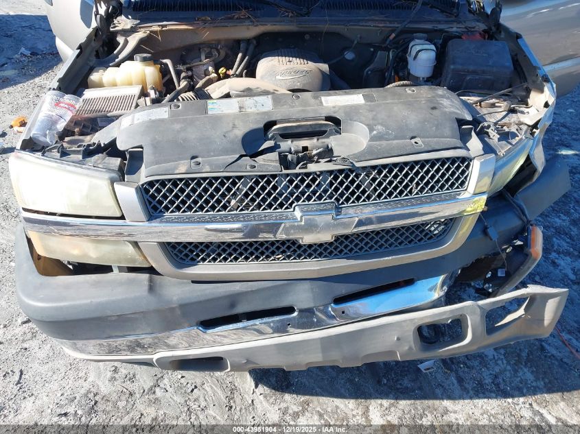 2003 Chevrolet Silverado 3500 Ls VIN: 1GCJC33U33F199686 Lot: 43951904