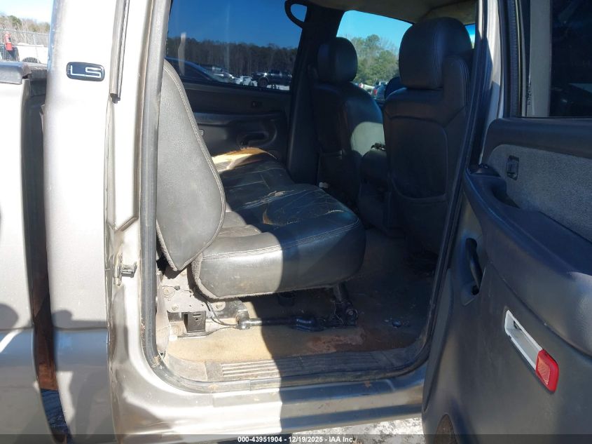 2003 Chevrolet Silverado 3500 Ls VIN: 1GCJC33U33F199686 Lot: 43951904