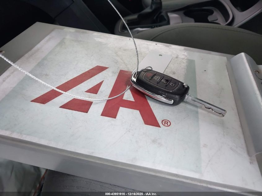 2016 Hyundai Santa Fe Sport 2.4L VIN: 5XYZU3LB8GG333898 Lot: 43951916