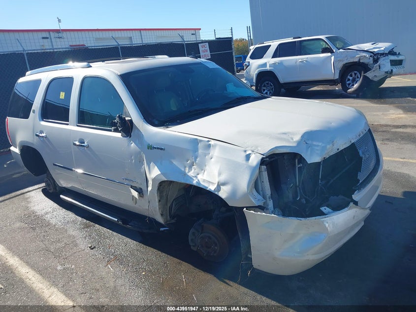 2012 GMC YUKON HYBRID DENALI