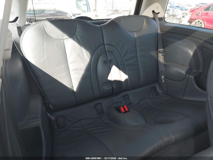 2003 Mini Cooper S VIN: WMWRE33443TD65874 Lot: 43951961