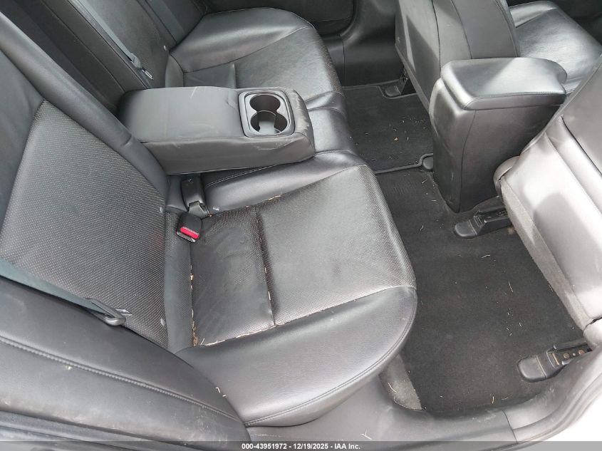 2013 Acura Ilx 2.0L VIN: 19VDE1F76DE011605 Lot: 43951972