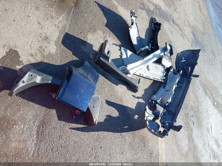 2015 Land Rover Range Rover Evoque Prestige VIN: SALVV2BG1FH010102 Lot: 43951982