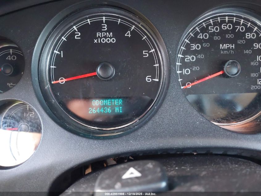 2008 Chevrolet Suburban 1500 Lt VIN: 1GNFC16J18J212846 Lot: 43951986