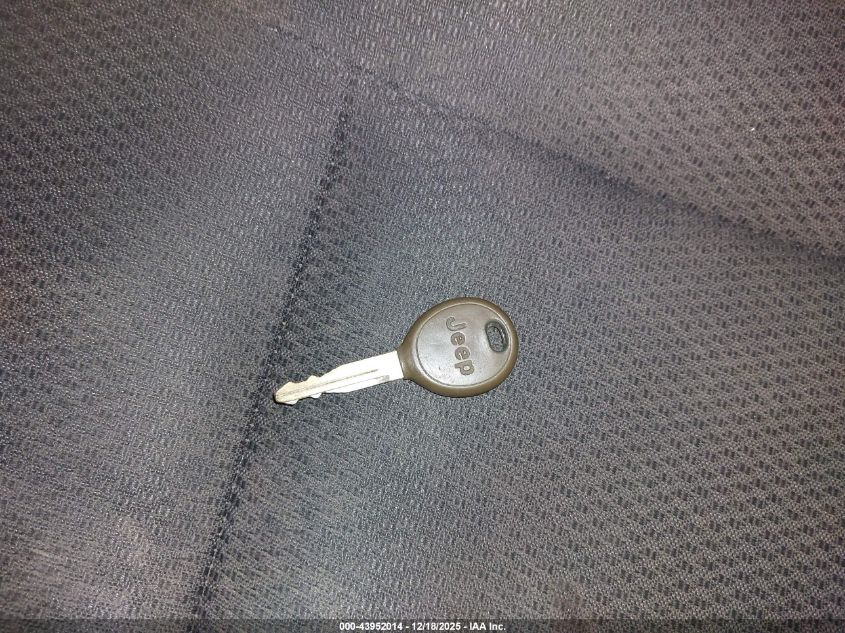 2004 Jeep Grand Cherokee Laredo VIN: 1J4GX48S34C326591 Lot: 43952014