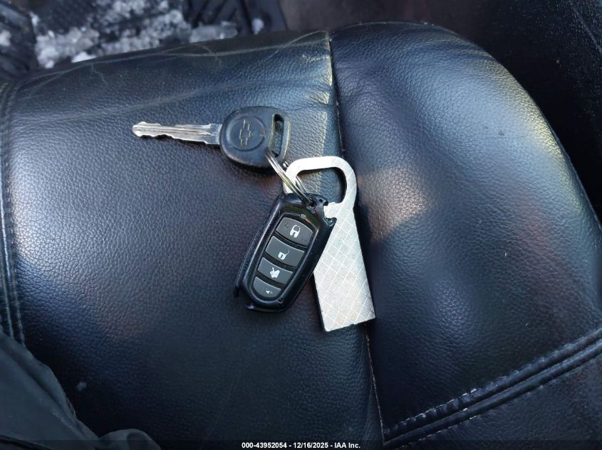 2013 Chevrolet Tahoe Lt VIN: 1GNSKBE01DR134743 Lot: 43952054