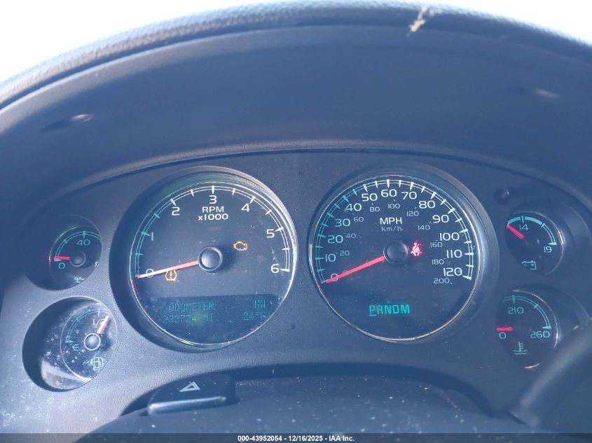 2013 Chevrolet Tahoe Lt VIN: 1GNSKBE01DR134743 Lot: 43952054