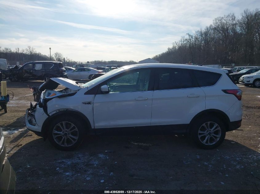 2017 Ford Escape Se VIN: 1FMCU9GD8HUA89220 Lot: 43952059