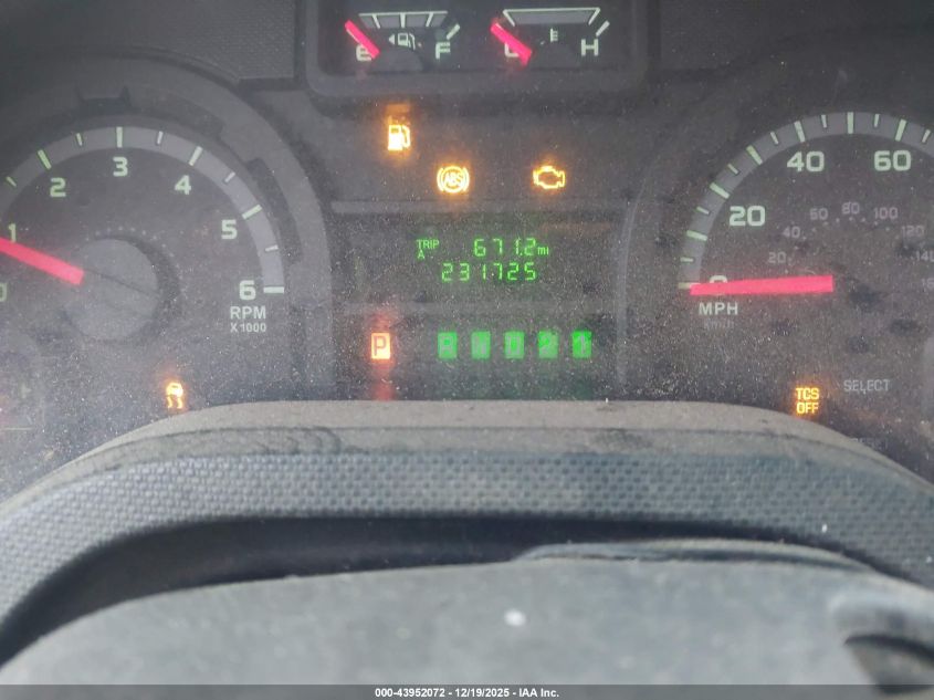 2013 Ford E-350 Super Duty Commercial VIN: 1FTSE3EL1DDB33928 Lot: 43952072