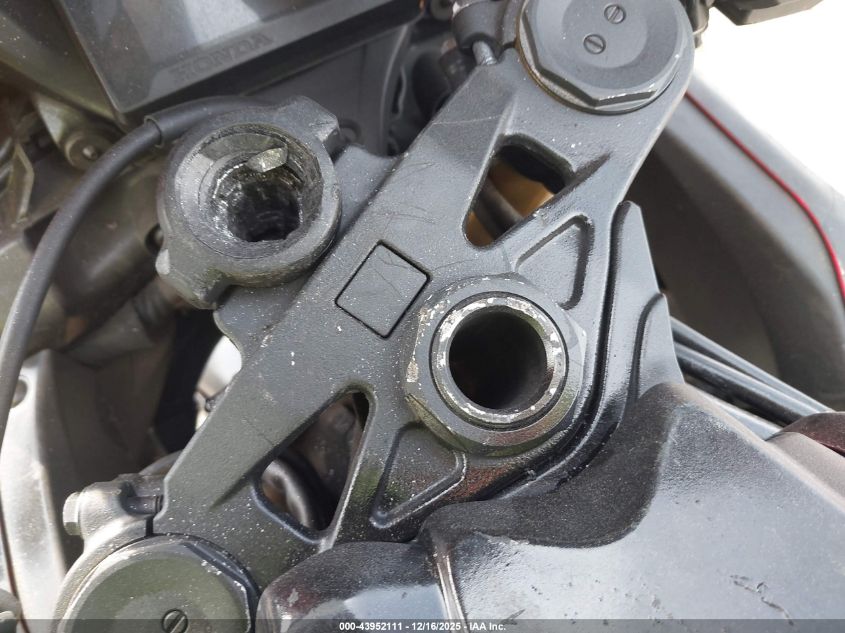 2018 Honda Cbr1000 Rr VIN: JH2SC7716JK100348 Lot: 43952111