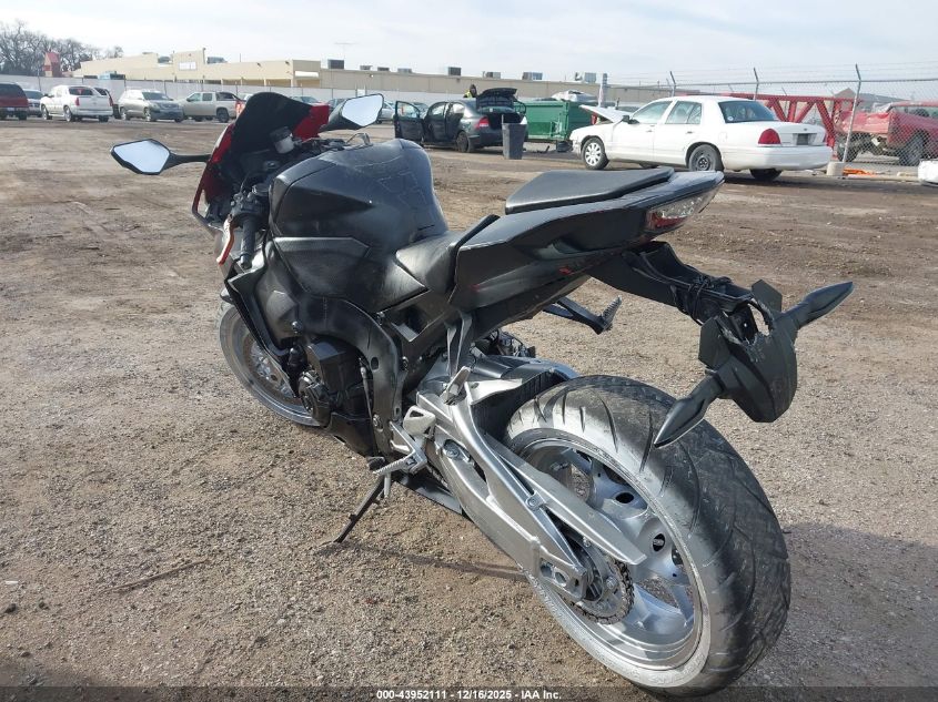 2018 Honda Cbr1000 Rr VIN: JH2SC7716JK100348 Lot: 43952111